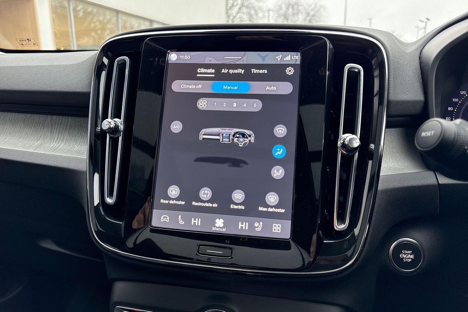 Used Volvo XC40 2025 for sale - 77345562: Photo 39