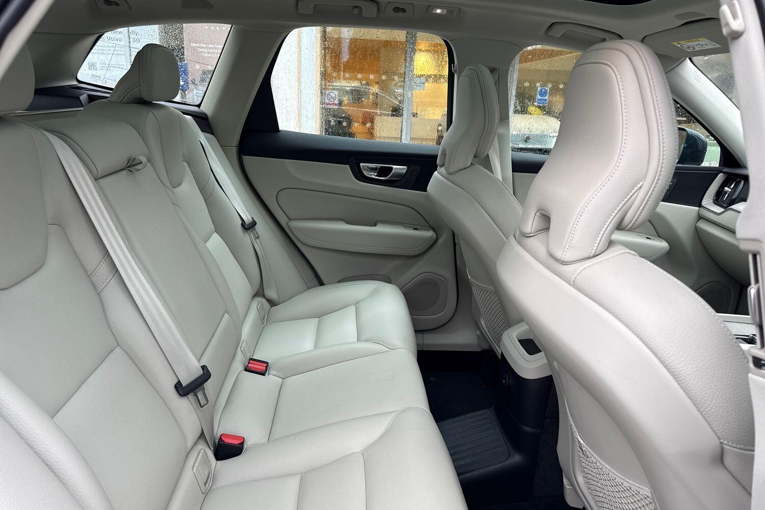 Used Volvo XC60 2022 for sale - 76512557: Photo 23