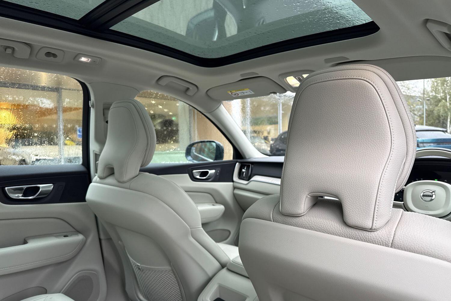 Used Volvo XC60 2022 for sale - 76512557: Photo 24