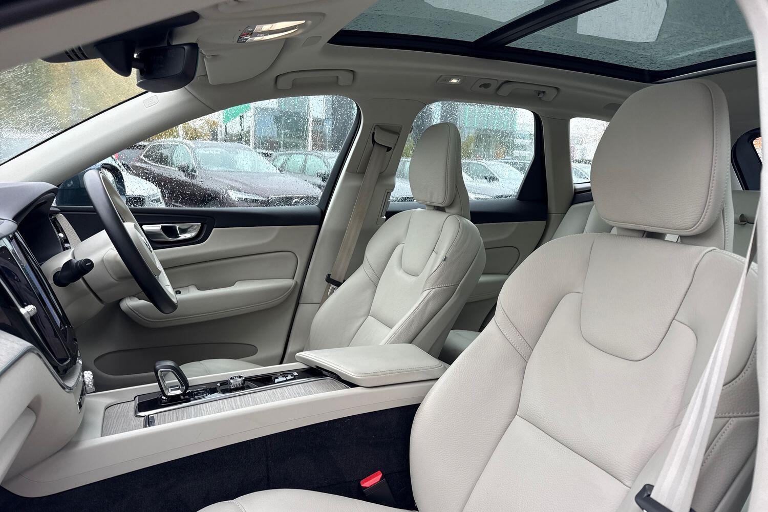 Used Volvo XC60 2022 for sale - 76512557: Photo 28