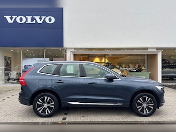 Used Volvo XC60 2022 for sale - 76512557: Photo