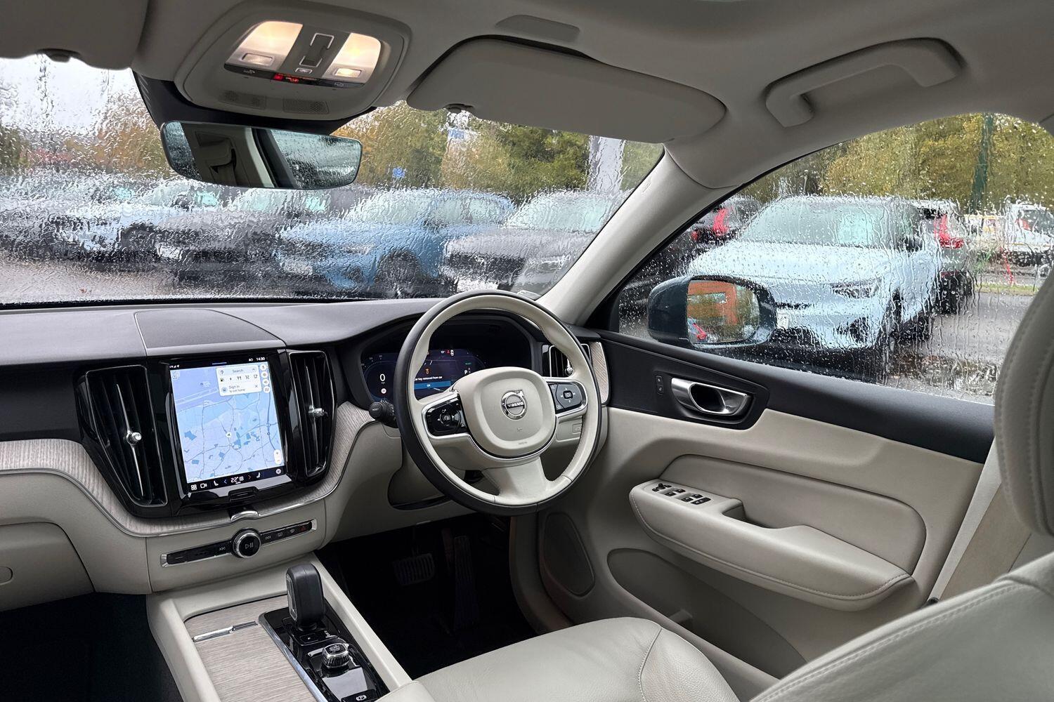 Used Volvo XC60 2022 for sale - 76512557: Photo 33
