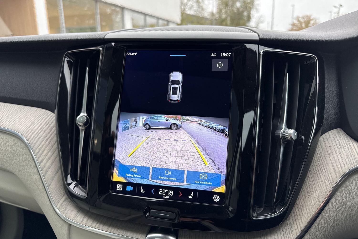 Used Volvo XC60 2022 for sale - 76512557: Photo 4