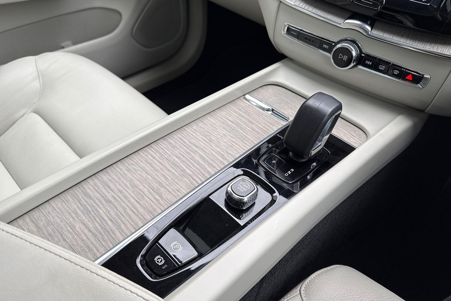 Used Volvo XC60 2022 for sale - 76512557: Photo 42