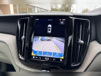 Used Volvo XC60 2022 for sale - 76512557: Photo