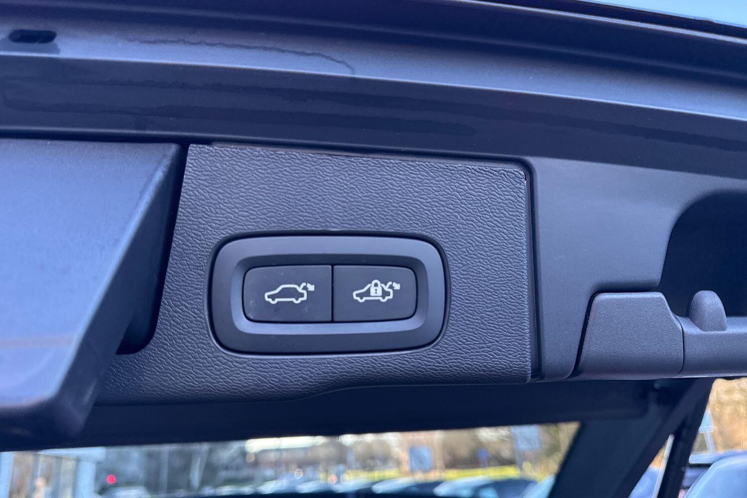 Used Volvo XC60 2025 for sale - 77497465: Photo 21