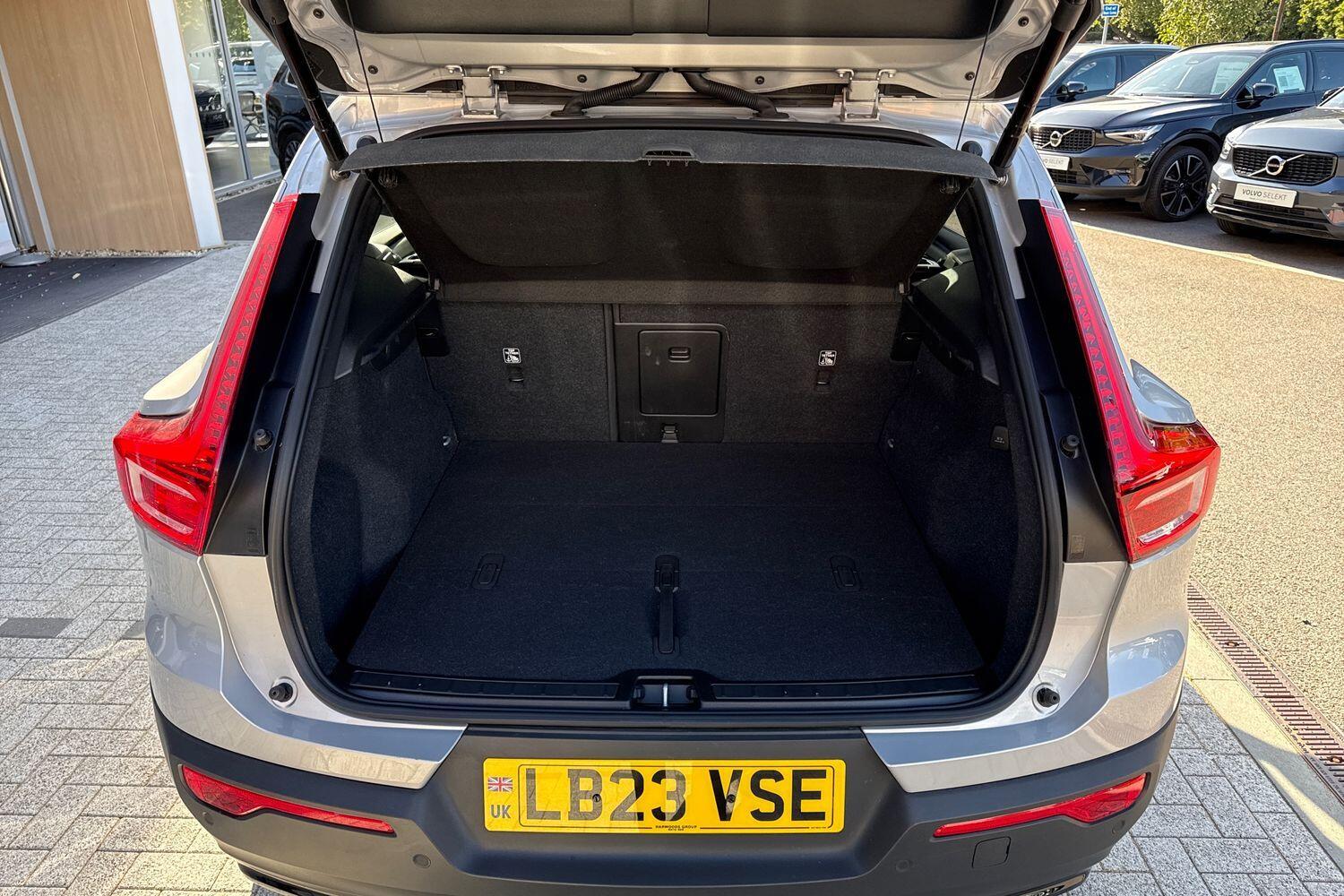 Used Volvo XC40 2023 for sale - 76032590: Photo 19
