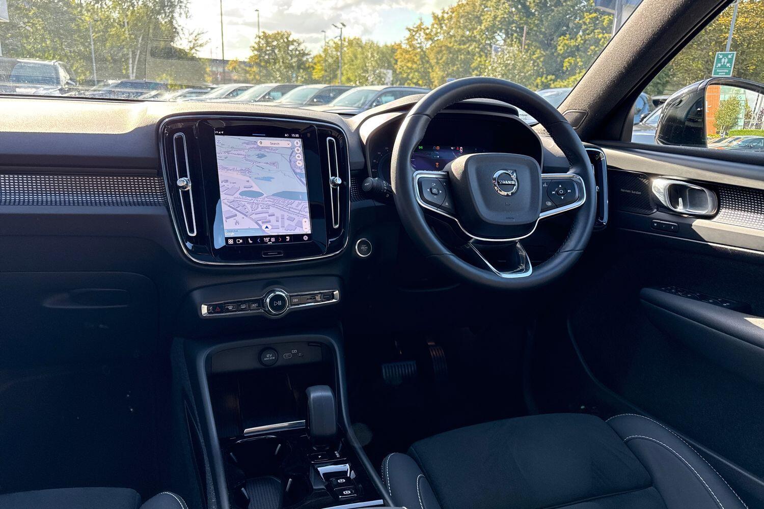 Used Volvo XC40 2023 for sale - 76032590: Photo 34