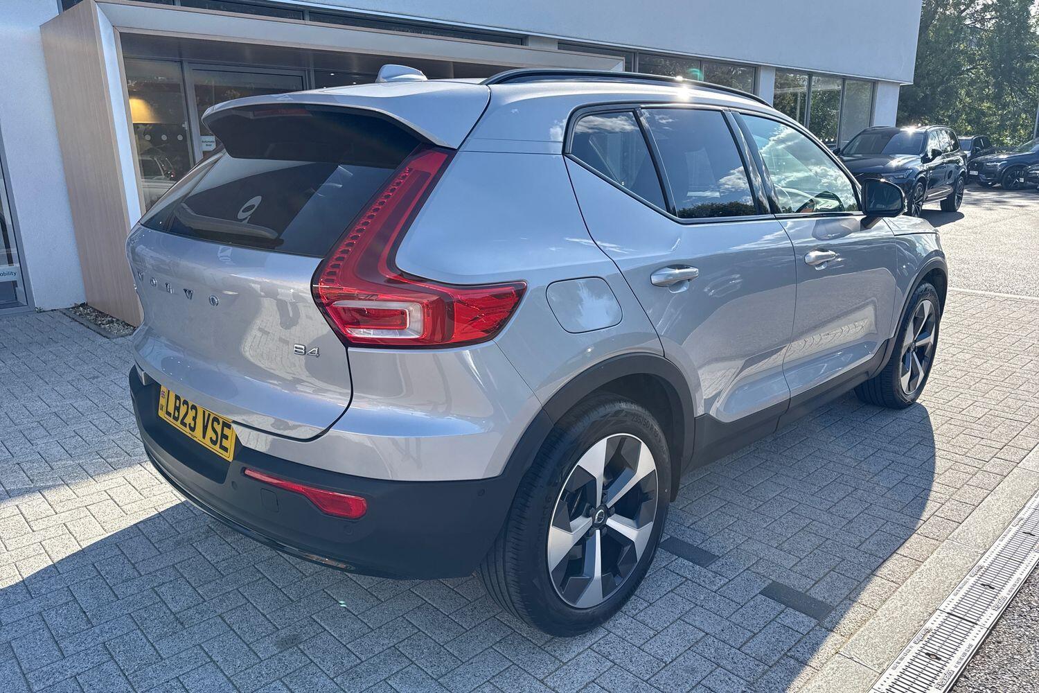 Used Volvo XC40 2023 for sale - 76032590: Photo 7
