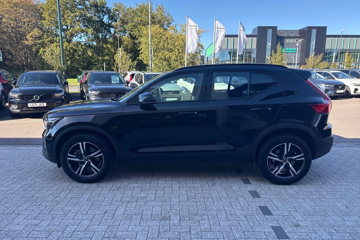 Used Volvo XC40 2023 for sale - 76260298: Photo 10