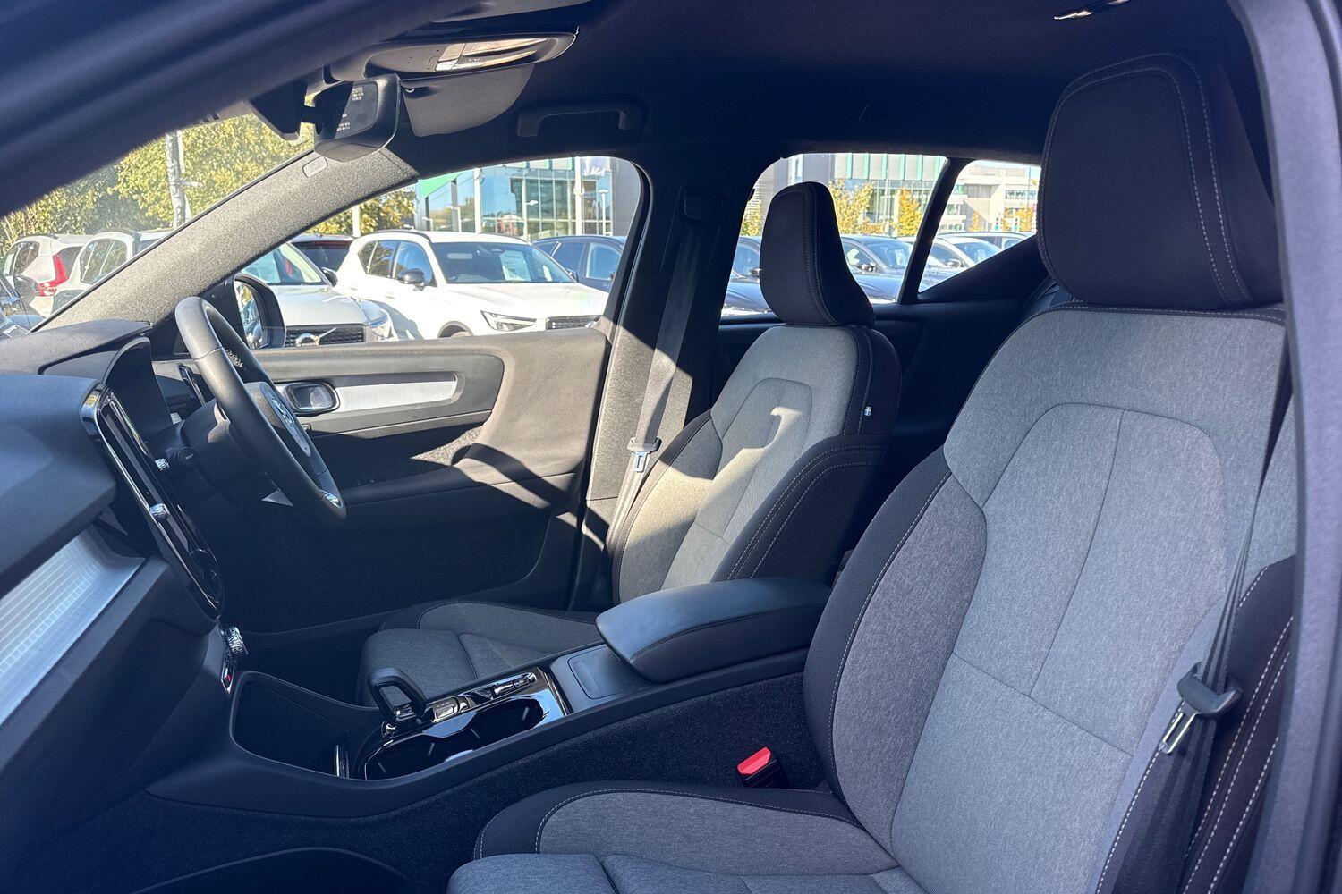 Used Volvo XC40 2023 for sale - 76260298: Photo 27