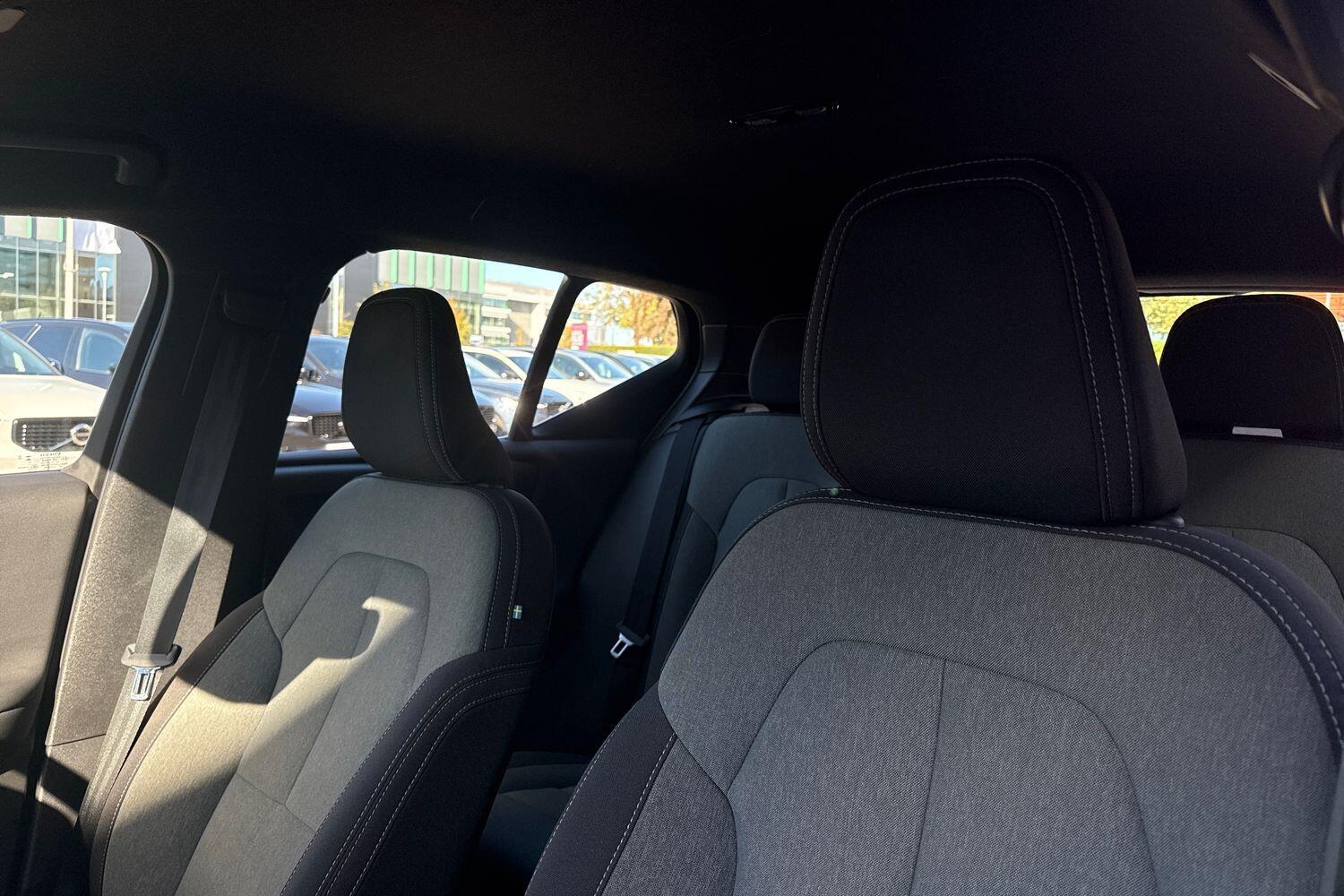 Used Volvo XC40 2023 for sale - 76260298: Photo 28