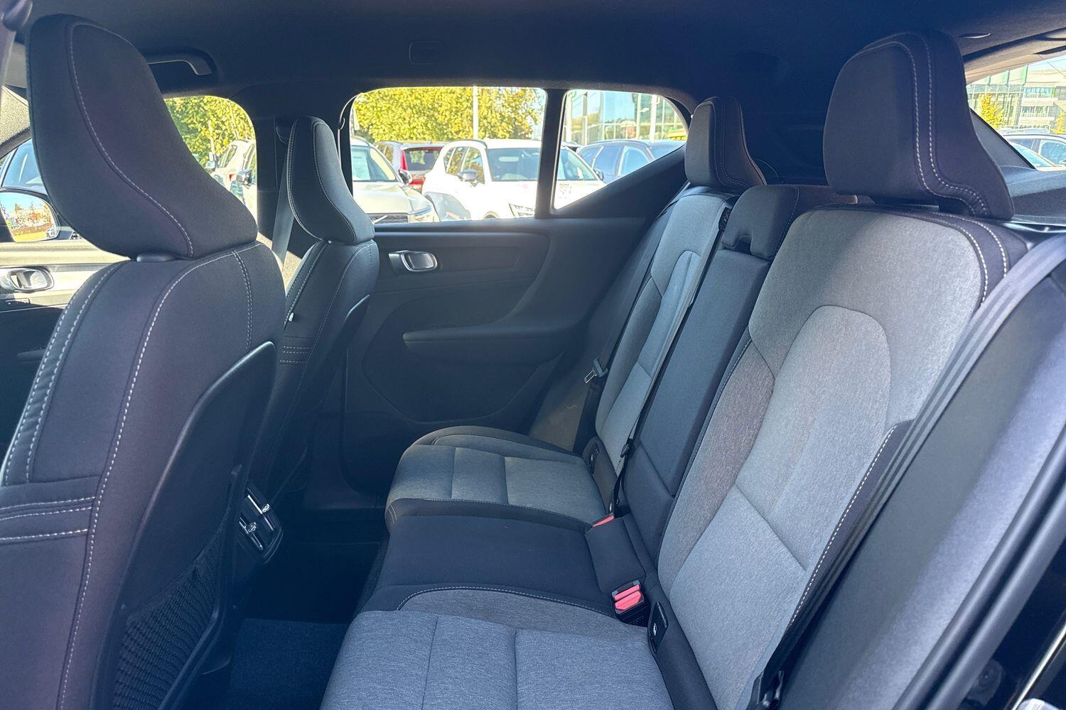 Used Volvo XC40 2023 for sale - 76260298: Photo 29