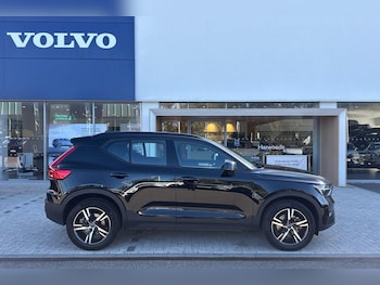 Used Volvo XC40 2023 for sale - 76260298: Photo