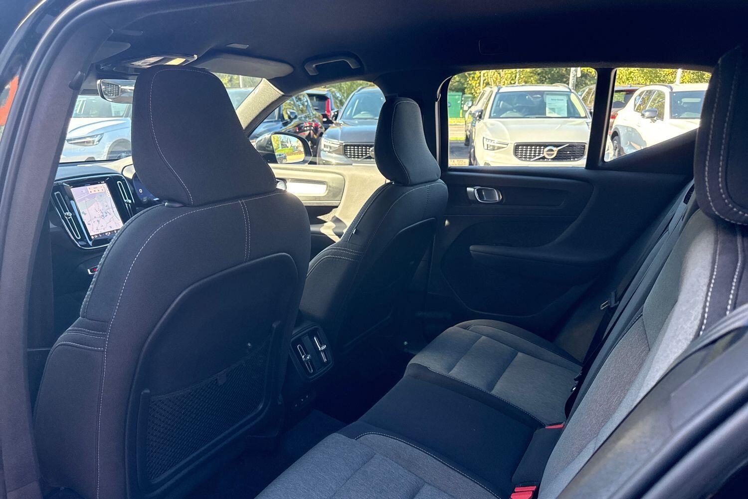 Used Volvo XC40 2023 for sale - 76260298: Photo 30