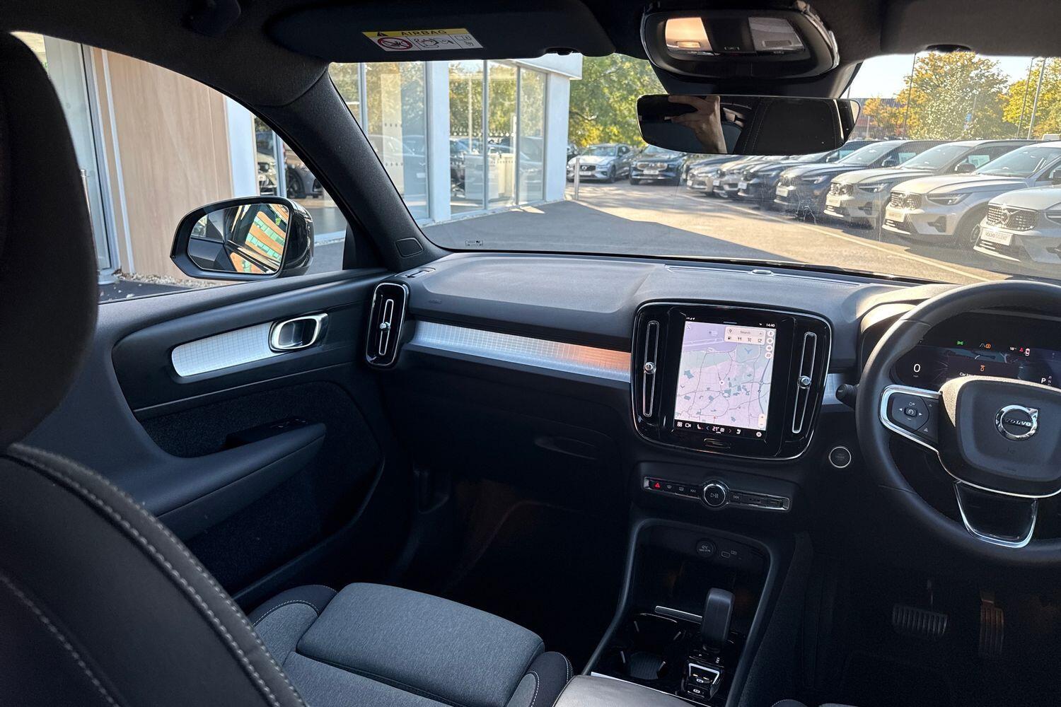 Used Volvo XC40 2023 for sale - 76260298: Photo 31