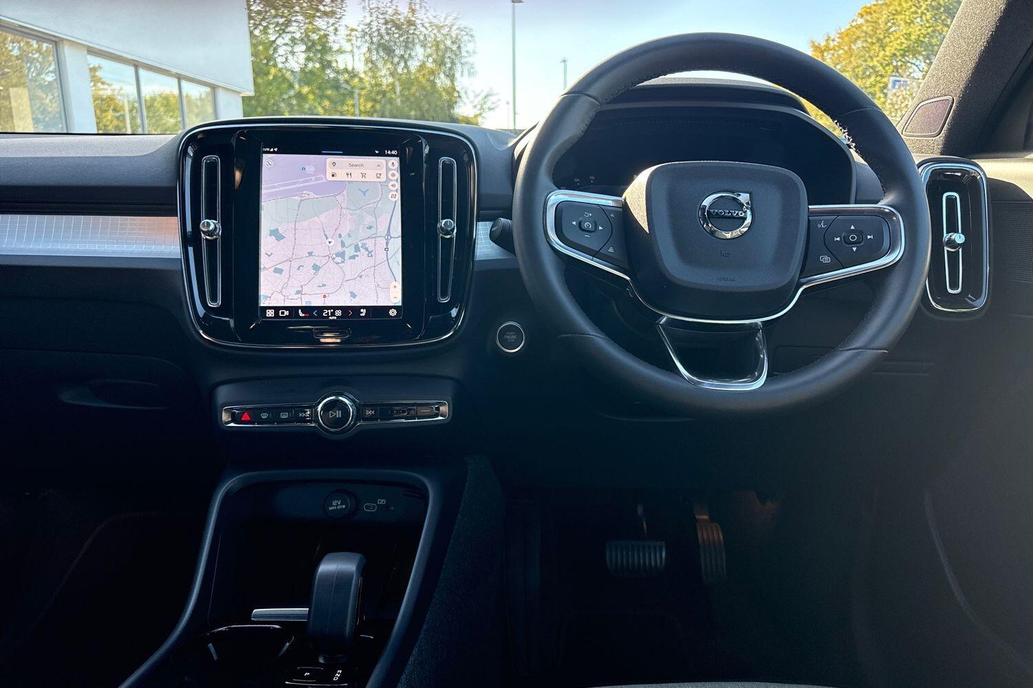 Used Volvo XC40 2023 for sale - 76260298: Photo 33