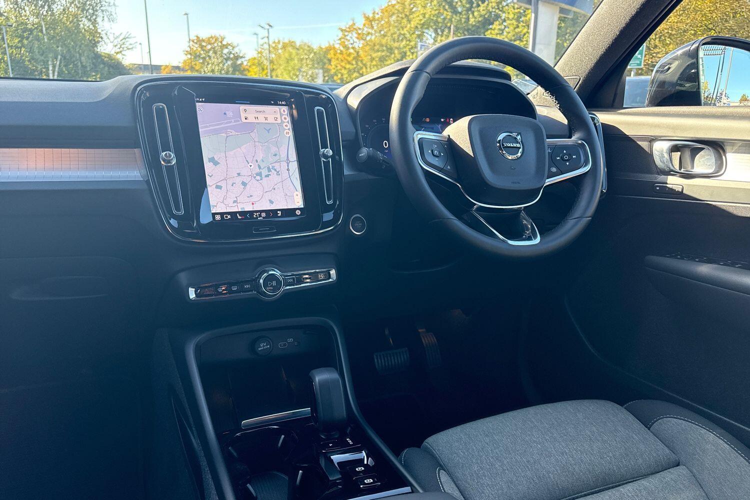 Used Volvo XC40 2023 for sale - 76260298: Photo 34