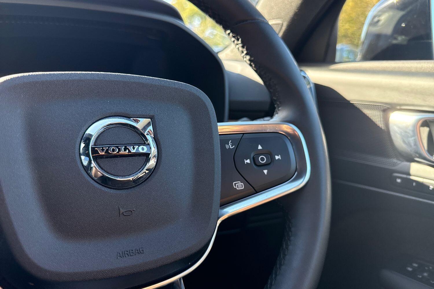 Used Volvo XC40 2023 for sale - 76260298: Photo 36