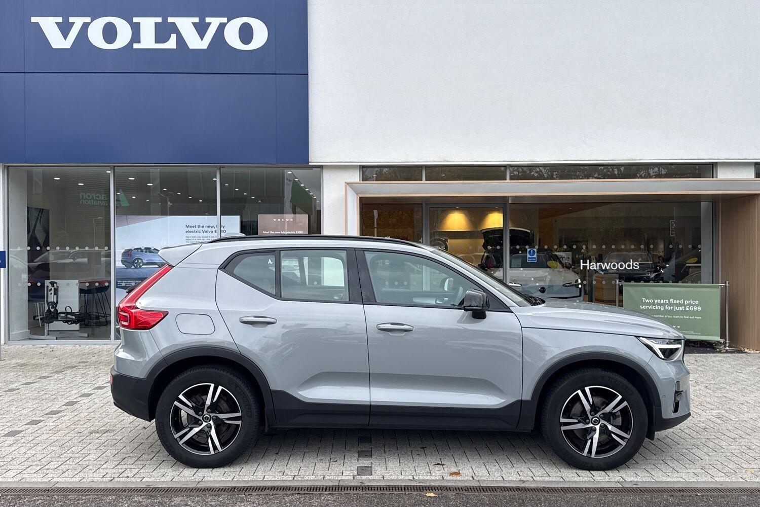 Used Volvo XC40 2023 for sale - 76498466: Photo 2