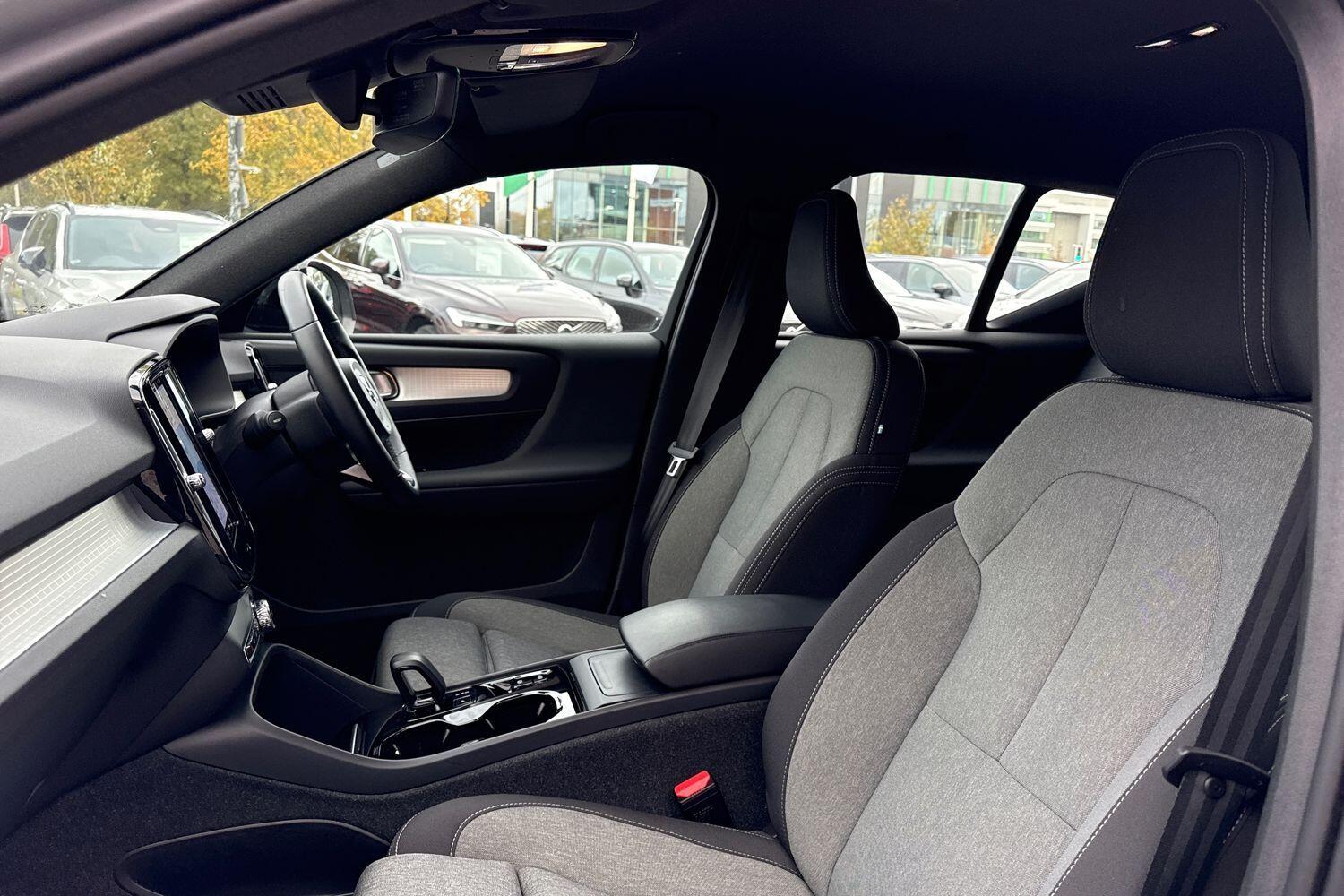 Used Volvo XC40 2023 for sale - 76498466: Photo 28