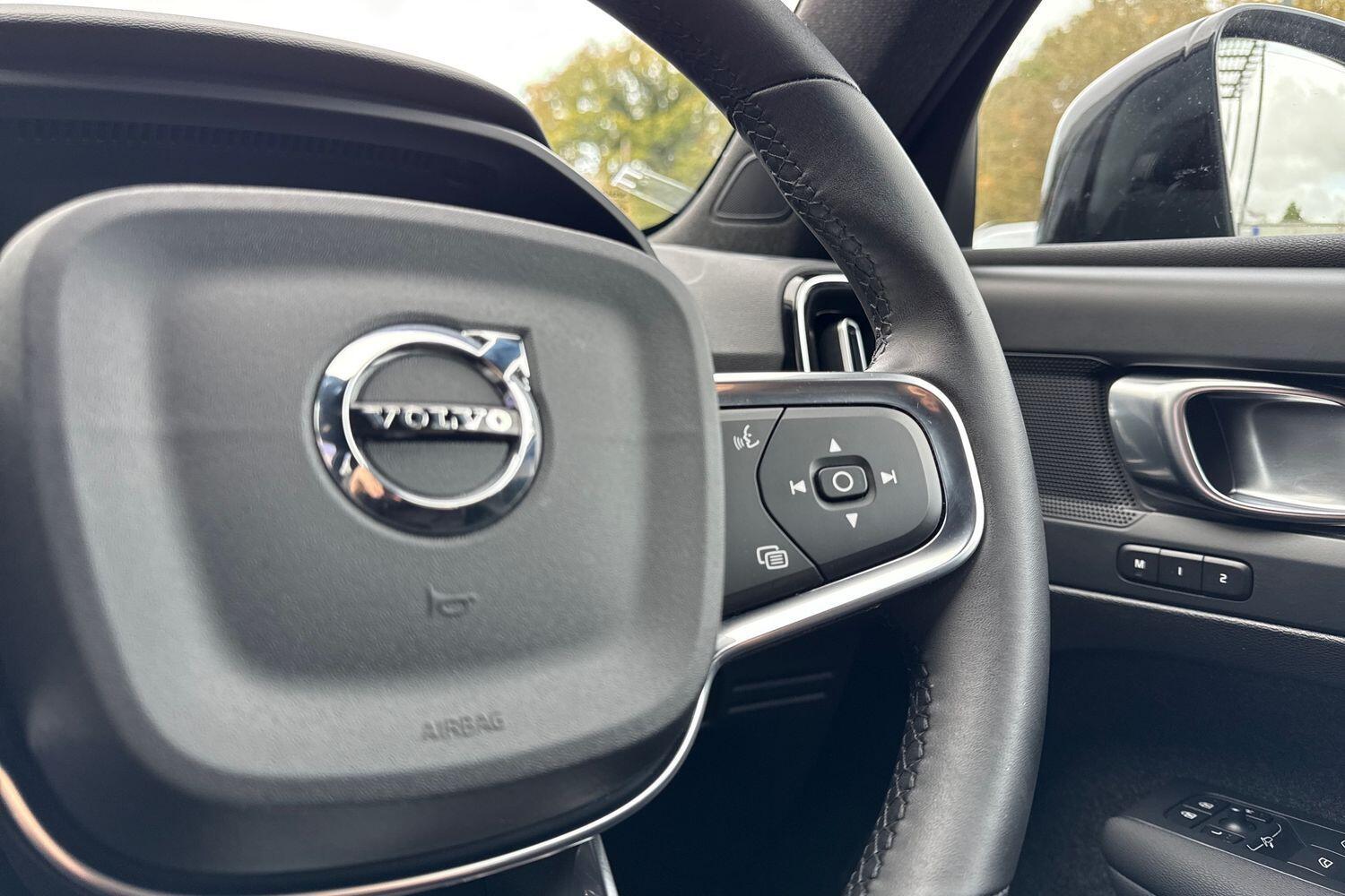 Used Volvo XC40 2023 for sale - 76498466: Photo 37