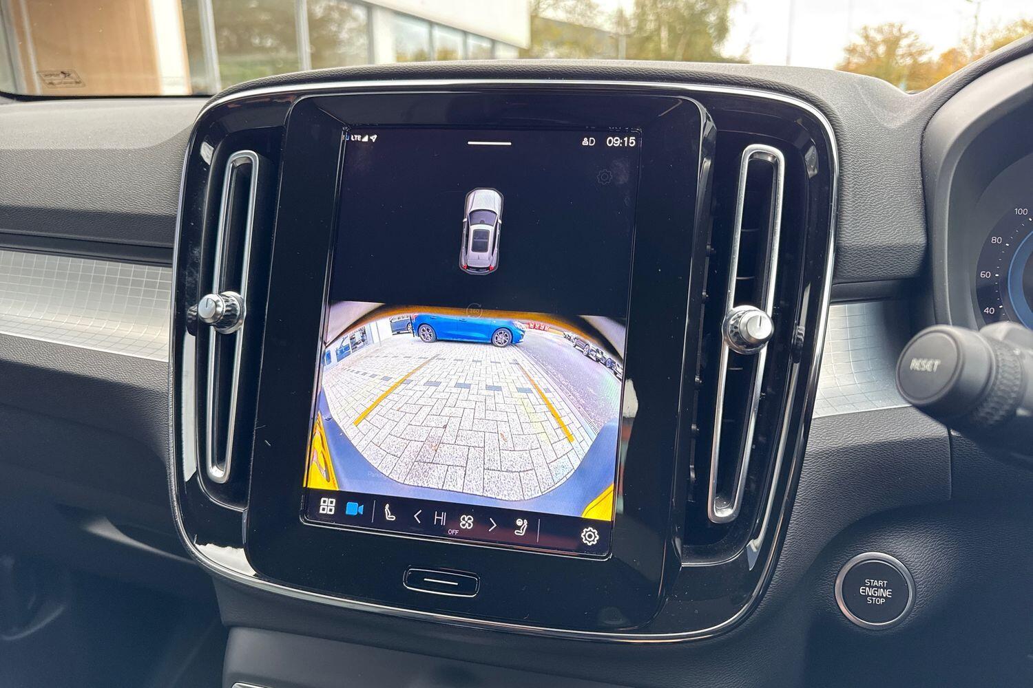 Used Volvo XC40 2023 for sale - 76498466: Photo 38