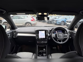 Used Volvo XC40 2023 for sale - 76498466: Photo