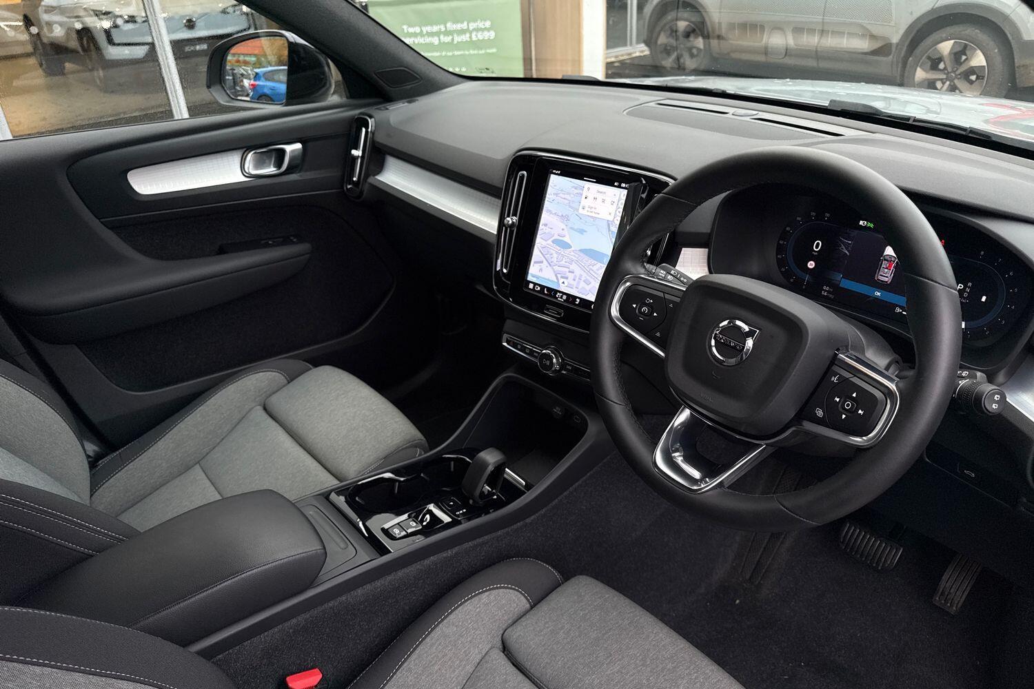 Used Volvo XC40 2023 for sale - 76498466: Photo 6