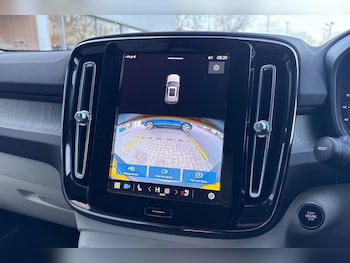 Used Volvo XC40 2022 for sale - 77377146: Photo