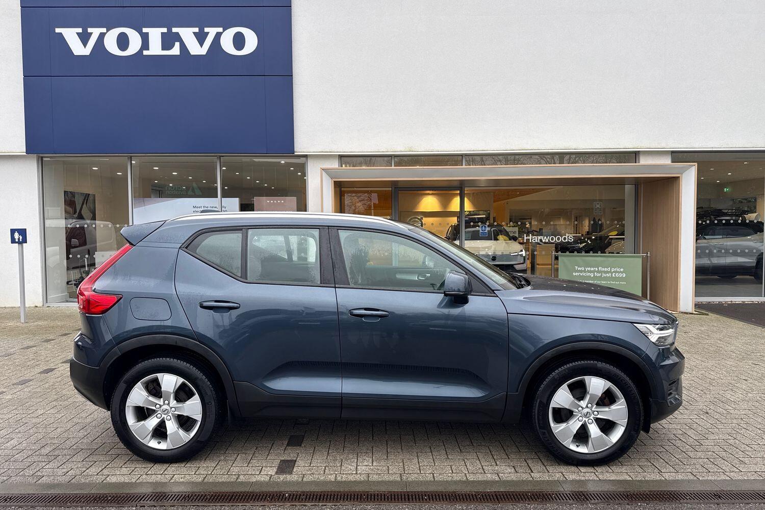 Used Volvo XC40 2021 for sale - 77468743: Photo 2