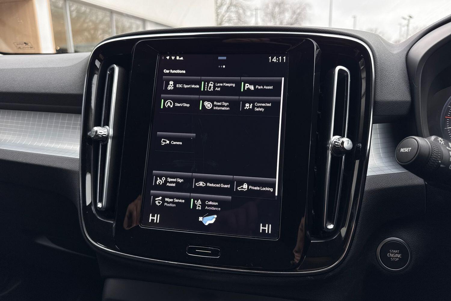 Used Volvo XC40 2021 for sale - 77468743: Photo 40