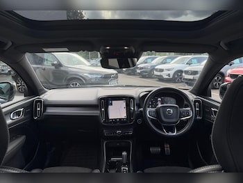 Used Volvo XC40 2018 for sale - 75493436: Photo