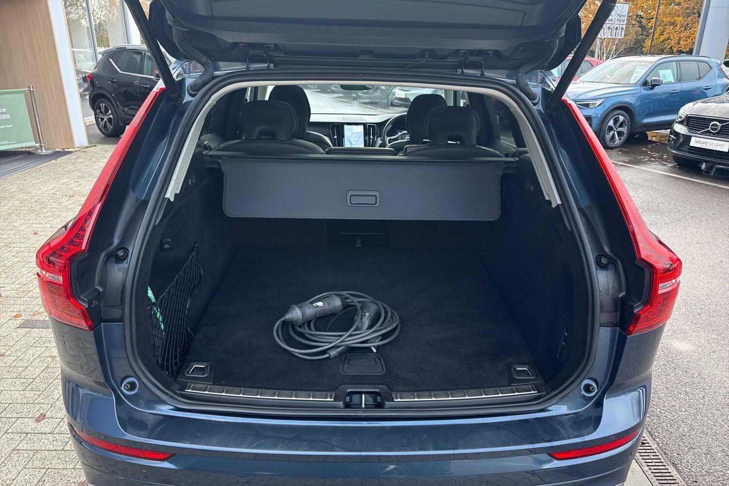 Used Volvo XC60 2022 for sale - 76824825: Photo 20