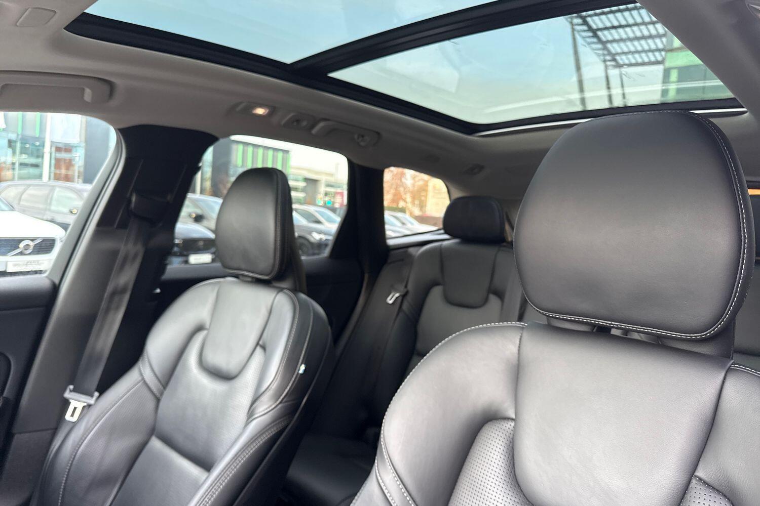 Used Volvo XC60 2022 for sale - 76824825: Photo 29