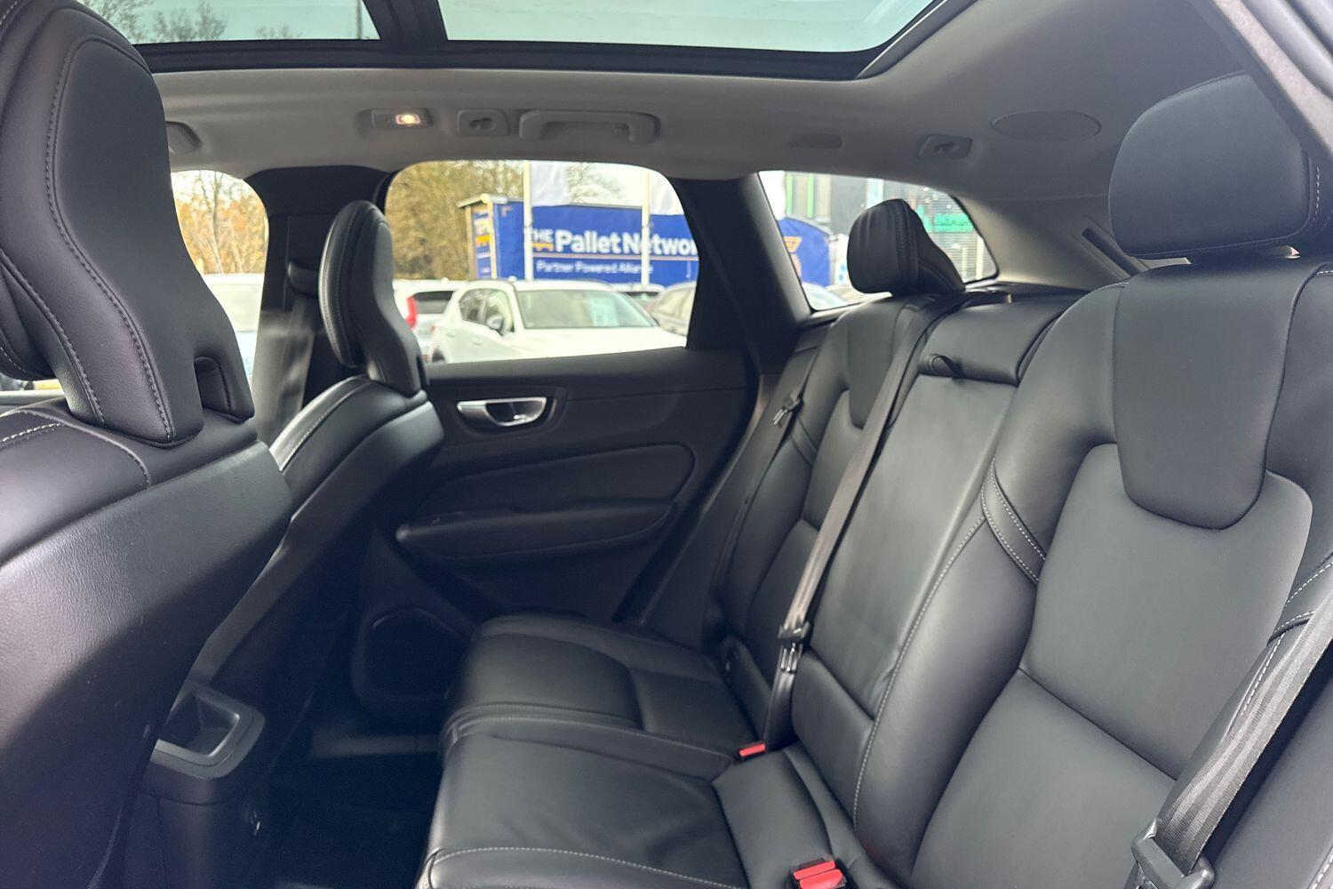 Used Volvo XC60 2022 for sale - 76824825: Photo 30