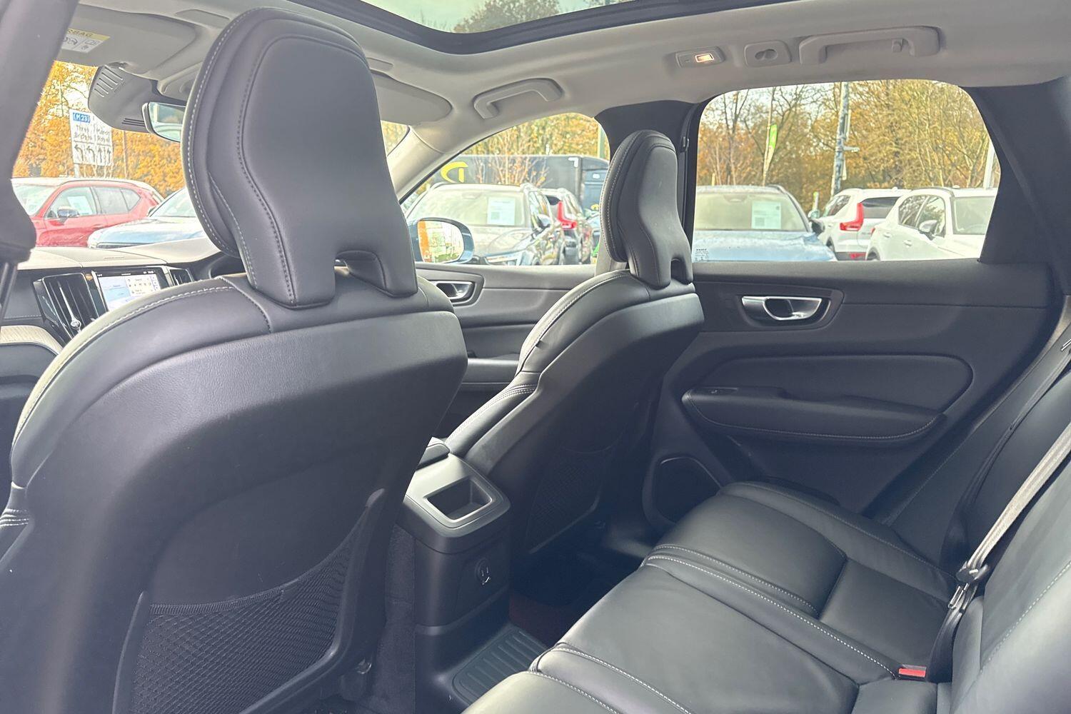 Used Volvo XC60 2022 for sale - 76824825: Photo 31