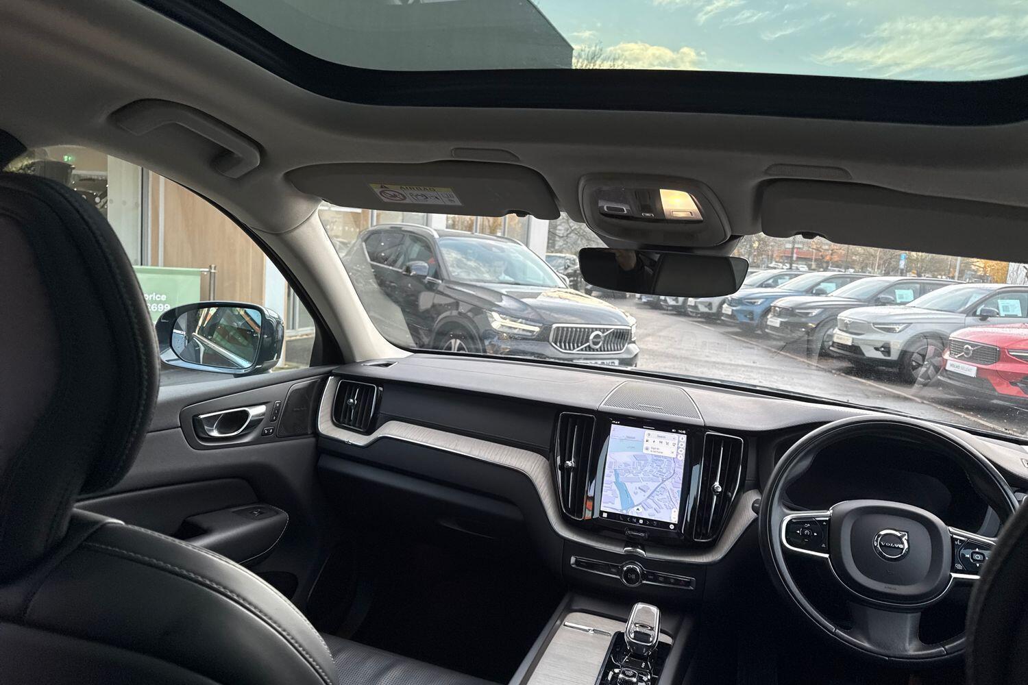 Used Volvo XC60 2022 for sale - 76824825: Photo 32