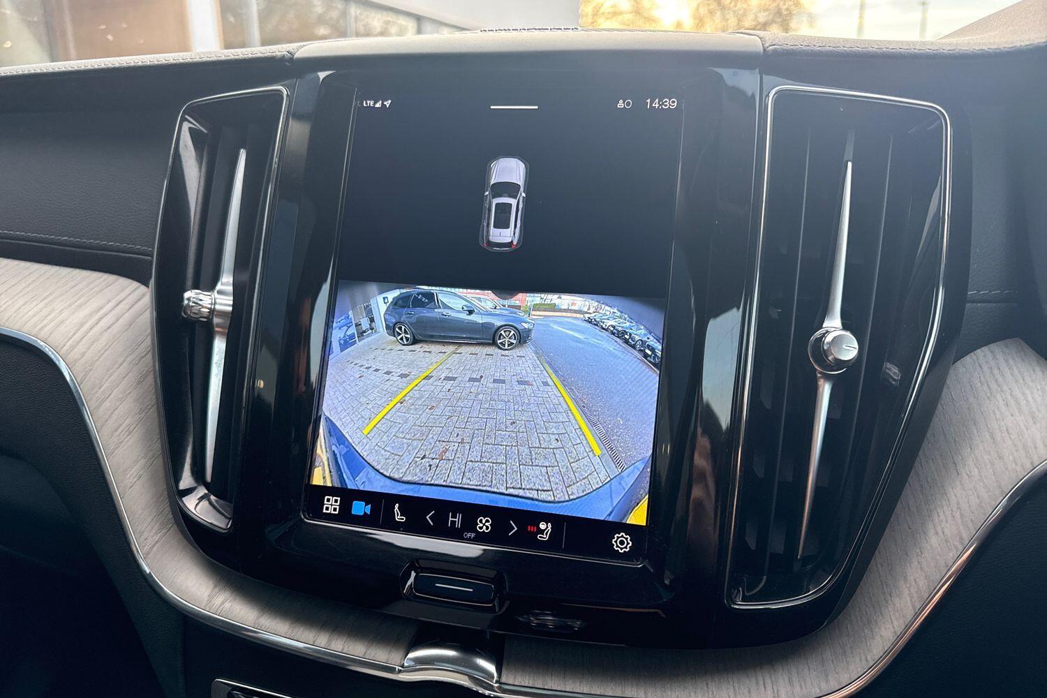 Used Volvo XC60 2022 for sale - 76824825: Photo 38