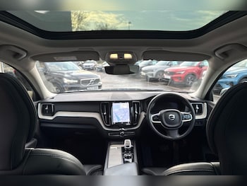 Used Volvo XC60 2022 for sale - 76824825: Photo