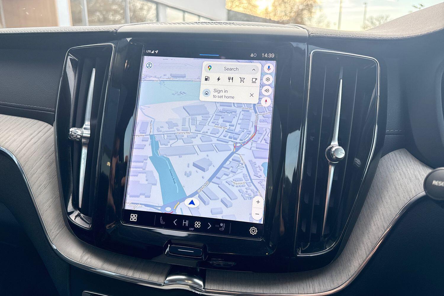 Used Volvo XC60 2022 for sale - 76824825: Photo 5