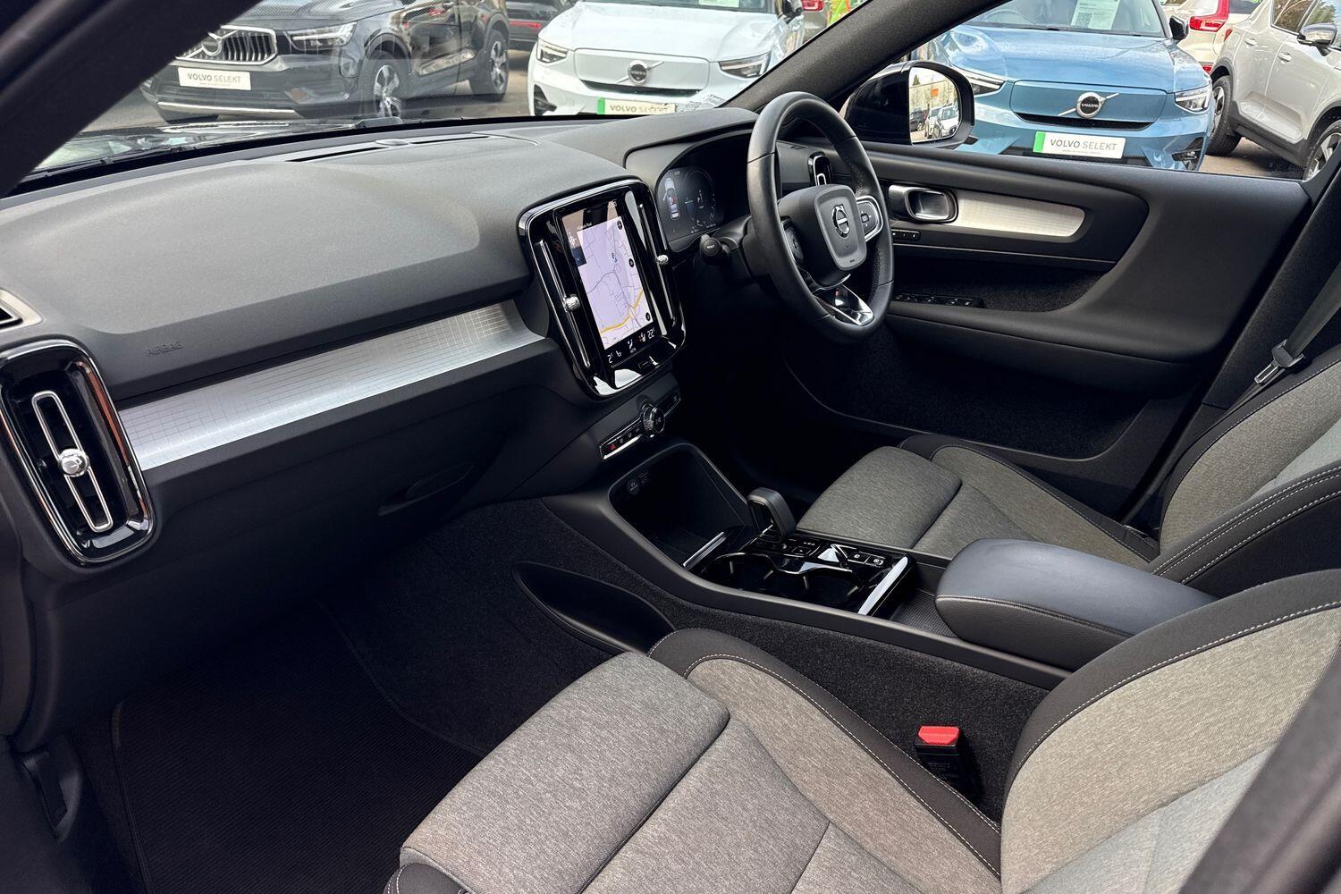 Used Volvo XC40 2023 for sale - 76644807: Photo 27