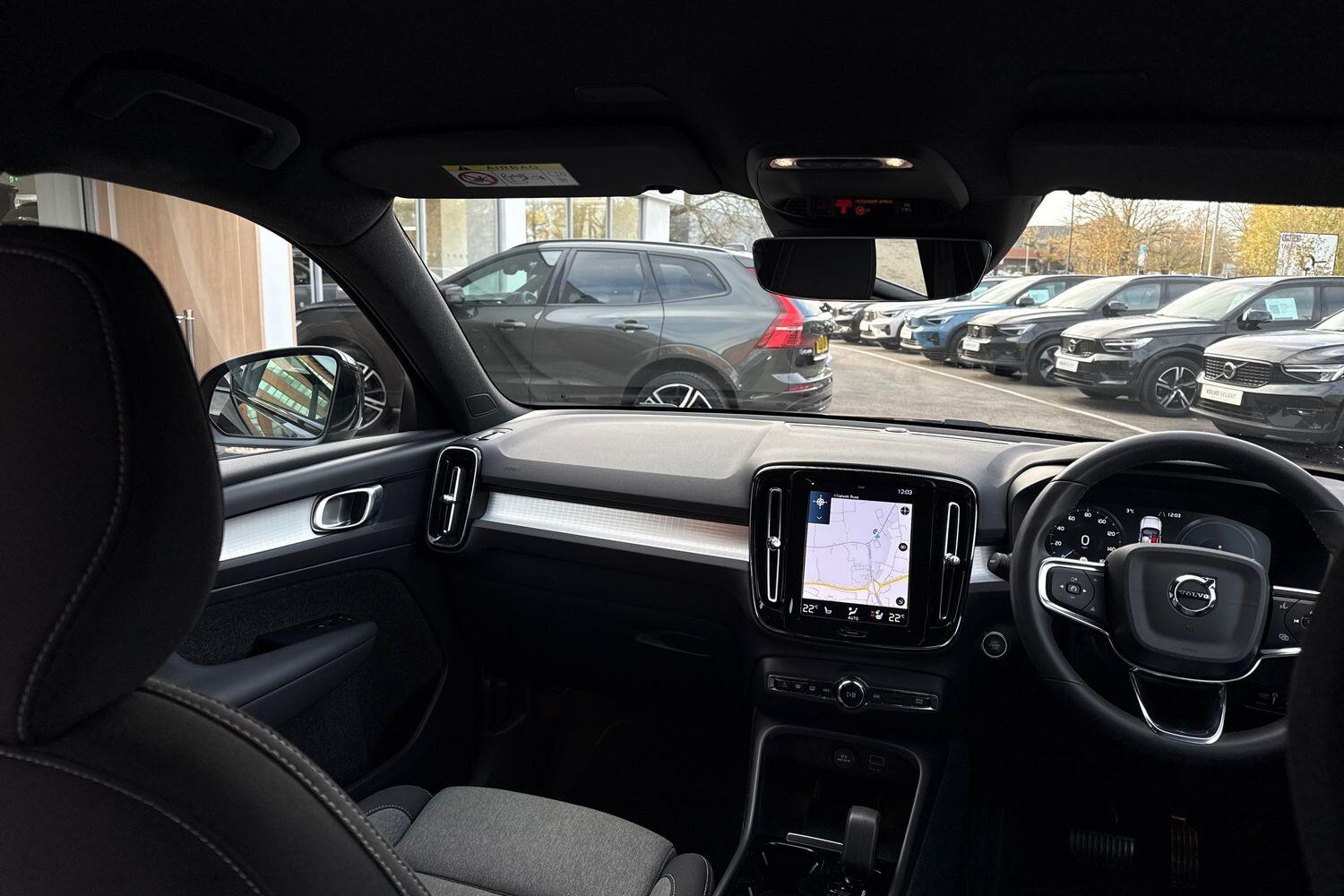 Used Volvo XC40 2023 for sale - 76644807: Photo 32