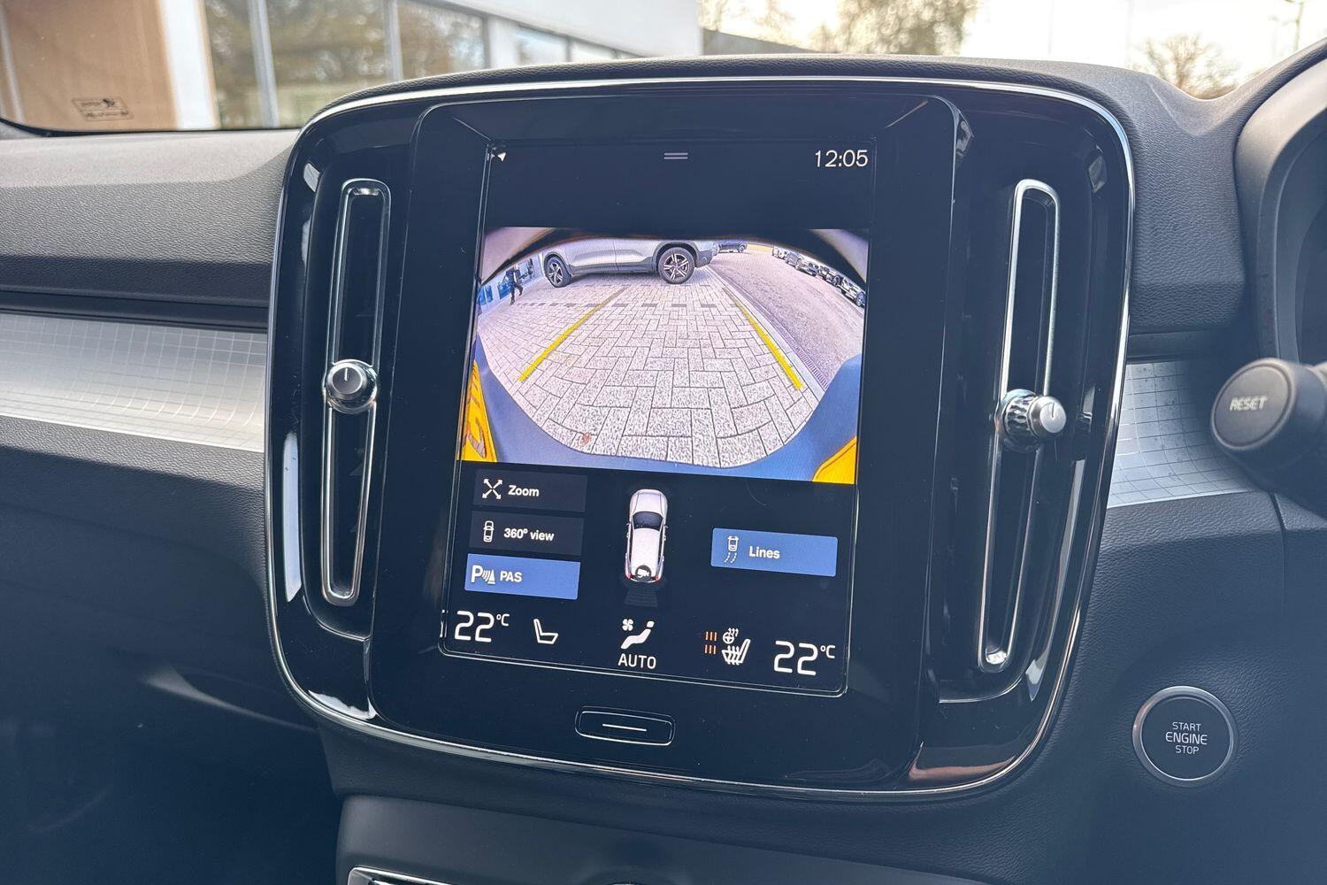 Used Volvo XC40 2023 for sale - 76644807: Photo 38