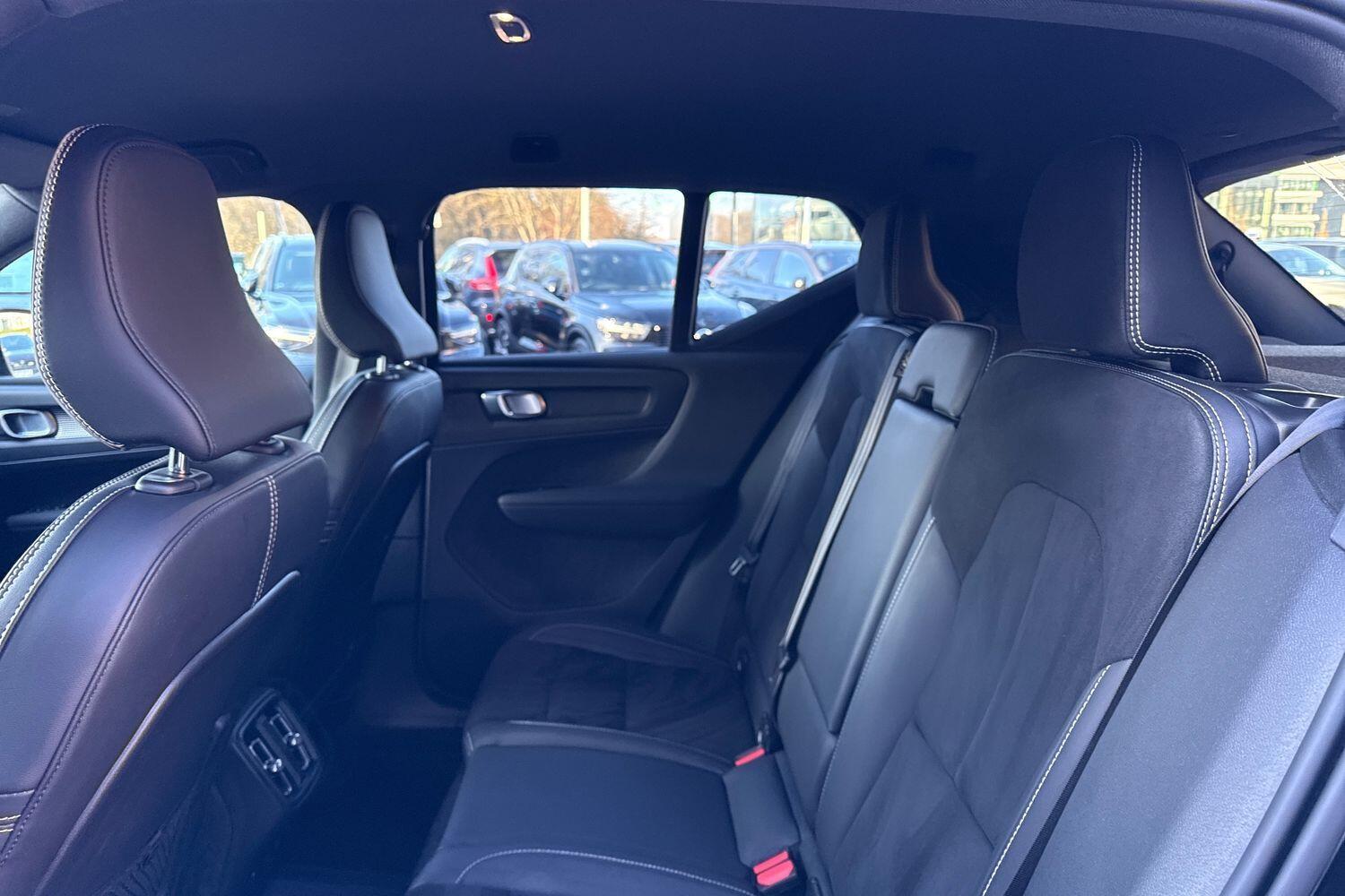 Used Volvo XC40 for sale - 77468742: Photo 30