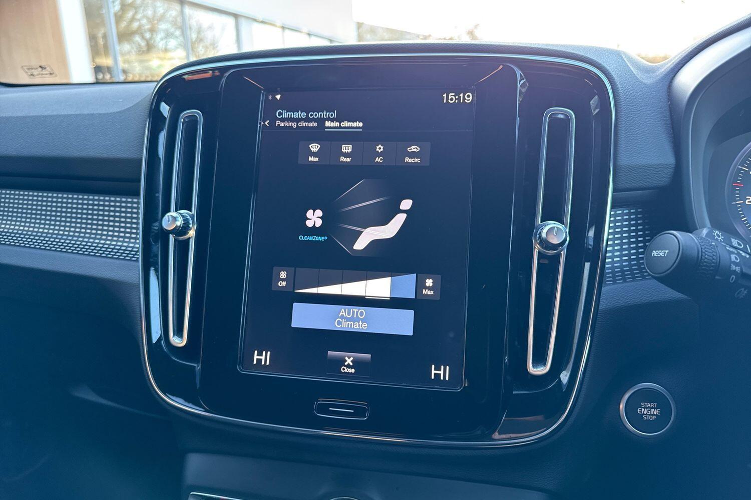 Used Volvo XC40 for sale - 77468742: Photo 38