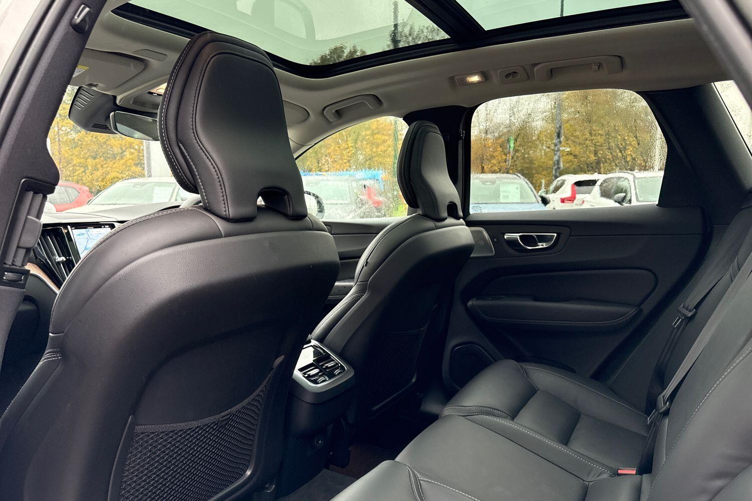 Used Volvo XC60 2022 for sale - 76772191: Photo 31