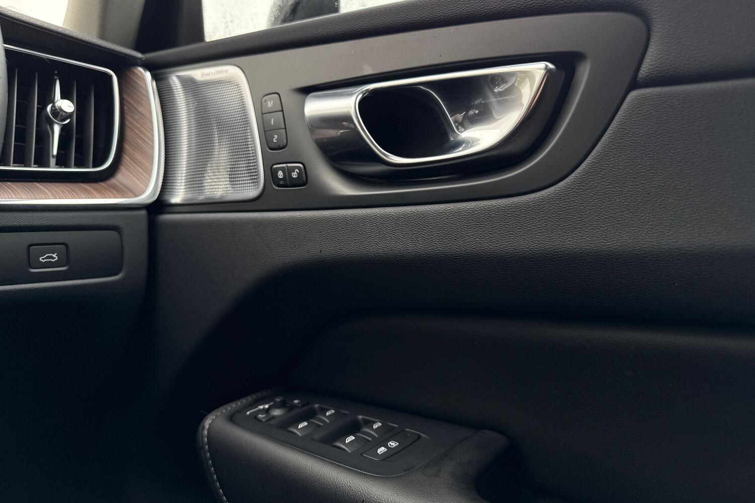 Used Volvo XC60 2022 for sale - 76772191: Photo 43