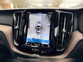 Used Volvo XC60 2022 for sale - 76772191: Photo