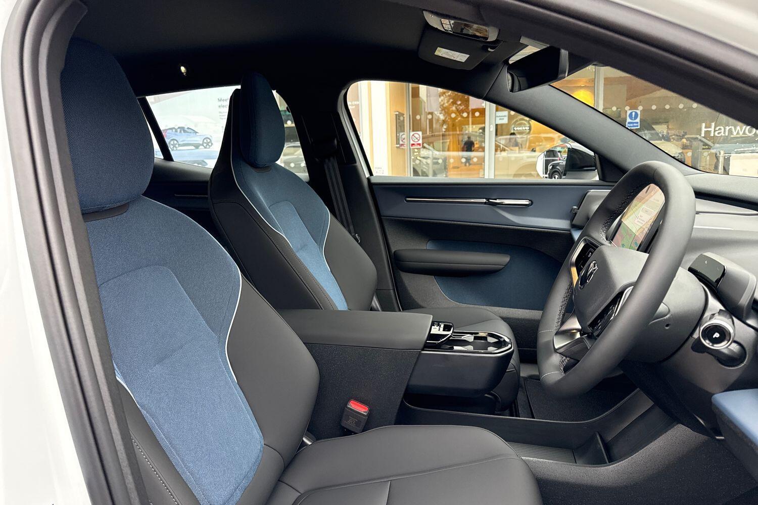 Used Volvo EX30 2025 for sale - 76522333: Photo 25